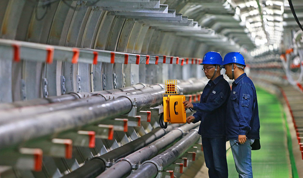 Téléphone industriel : révolutionner la communication dans les environnements de fabrication et de production