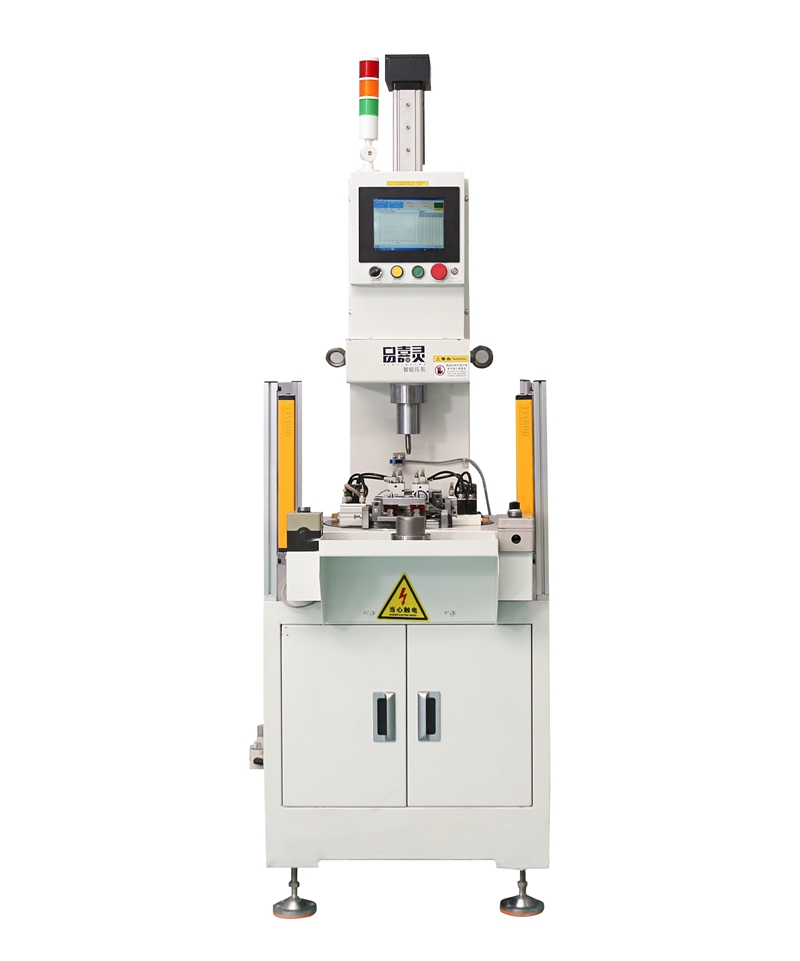 What are the precautions for the maintenance of servo riveting machines?